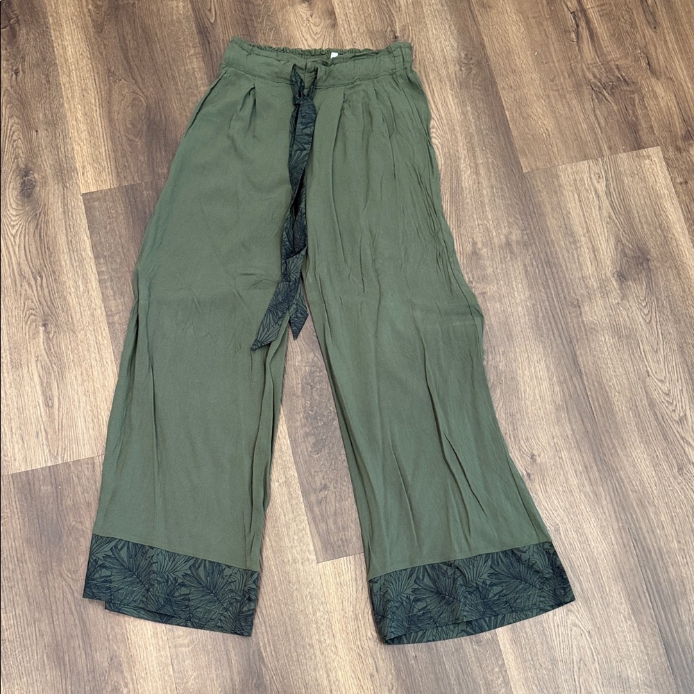 Wide Leg Green Pants with Patterned Hem